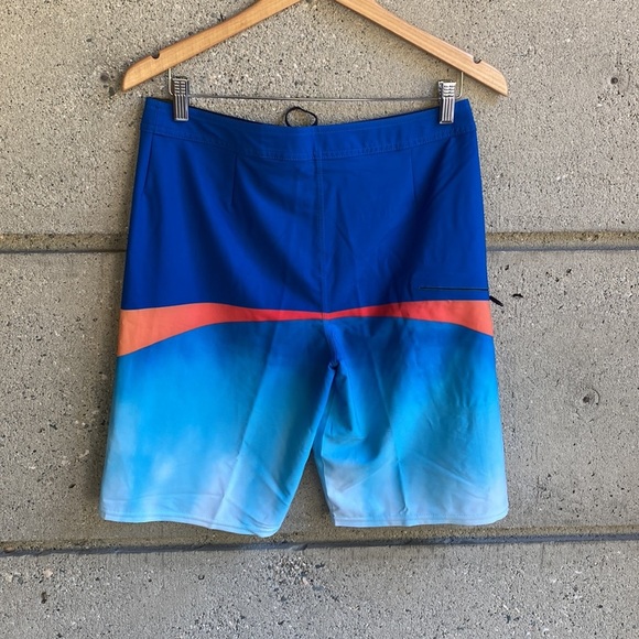 NWT O’Neill Mens Hyperfreak 30” - Picture 7 of 9